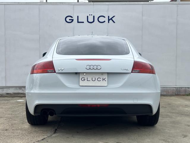 ＴＴクーペ １．８ＴＦＳＩ　禁煙車／赤革レザーシート／シートヒーター／ＨＤＤナビ／ＴＶ／バックカメラ／Ｂｌｕｅｔｏｏｔｈ接続／パドルシフト／（16枚目）