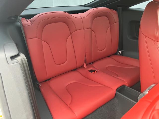ＴＴクーペ １．８ＴＦＳＩ　禁煙車／赤革レザーシート／シートヒーター／ＨＤＤナビ／ＴＶ／バックカメラ／Ｂｌｕｅｔｏｏｔｈ接続／パドルシフト／（26枚目）