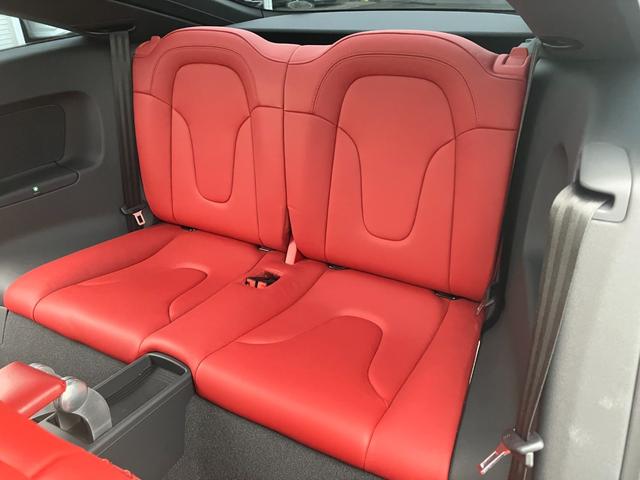 ＴＴクーペ １．８ＴＦＳＩ　禁煙車／赤革レザーシート／シートヒーター／ＨＤＤナビ／ＴＶ／バックカメラ／Ｂｌｕｅｔｏｏｔｈ接続／パドルシフト／（27枚目）