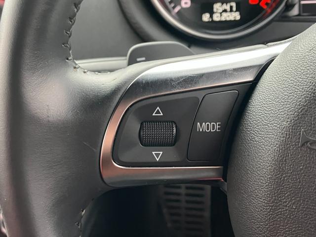 ＴＴクーペ １．８ＴＦＳＩ　禁煙車／赤革レザーシート／シートヒーター／ＨＤＤナビ／ＴＶ／バックカメラ／Ｂｌｕｅｔｏｏｔｈ接続／パドルシフト／（42枚目）