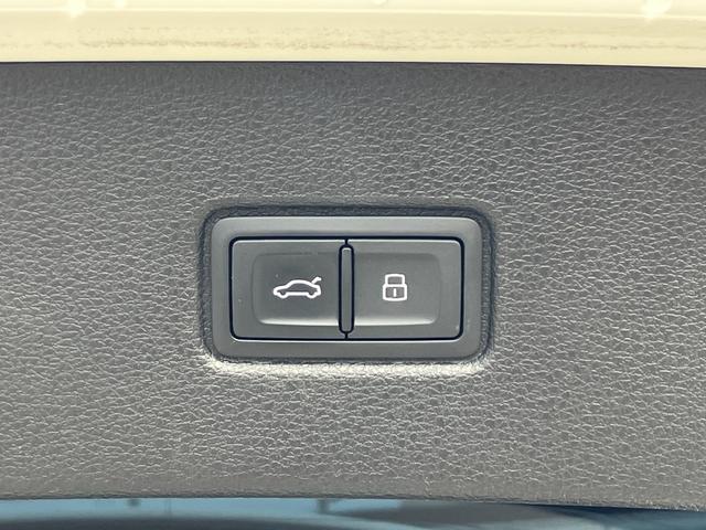 Q7 2.0TFSIクワトロ 禁煙車/レザーシート/シートヒーター/バーチャルコクピット/MMIナビ/全周囲カメラ/フルセグTV/Bluetooth接続/アダプティブクルーズ/純正20AW/(20枚目)