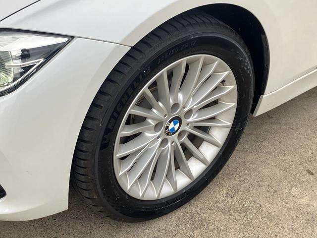 ３シリーズ ３２０ｄツーリング　ラグジュアリー　禁煙車／アダプティブクルーズ／茶革レザーシート／シートヒーター／パワーシート／純正メーカーナビ／バックカメラ／純正１７ＡＷ／ＬＥＤライト／（4枚目）