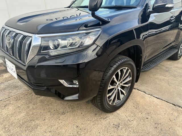 ランドクルーザープラド ＴＸ　Ｌパッケージ　１オーナー／禁煙車／サンルーフ／黒革シート／シートエアコン＆ヒーター／パワーシート／アダプティブクルーズ／オートマチックハイビーム／バックカメラ（4枚目）