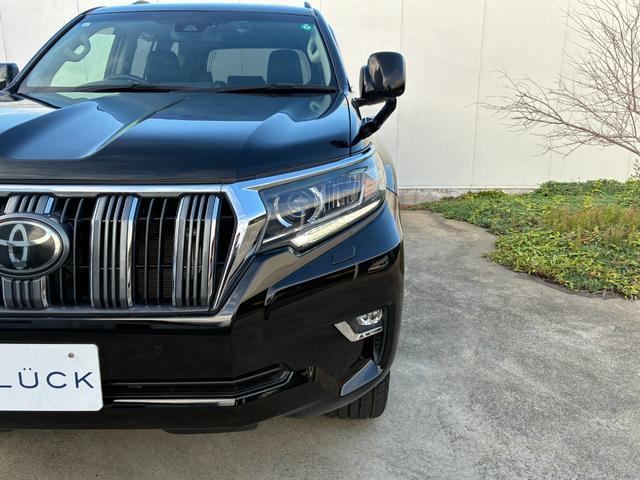 ランドクルーザープラド ＴＸ　Ｌパッケージ　１オーナー／禁煙車／サンルーフ／黒革シート／シートエアコン＆ヒーター／パワーシート／アダプティブクルーズ／オートマチックハイビーム／バックカメラ（11枚目）