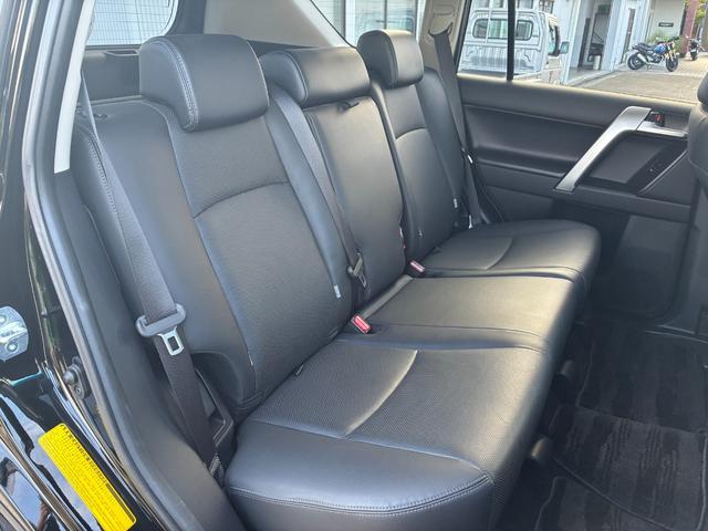 ランドクルーザープラド ＴＸ　Ｌパッケージ　１オーナー／禁煙車／サンルーフ／黒革シート／シートエアコン＆ヒーター／パワーシート／アダプティブクルーズ／オートマチックハイビーム／バックカメラ（27枚目）