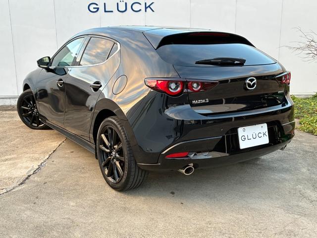 ＭＡＺＤＡ３ファストバック １５Ｓ　ブラックトーンエディション　ファストバック１．５　１５ＳブラックトーンＥＤワンオーナー／禁煙車／マツダコネクトナビ／バックカメラ／純正１８ＡＷ／アダプティブクルーズ／ヘッドアップディスプレイ／アダプティブクルーズ（14枚目）