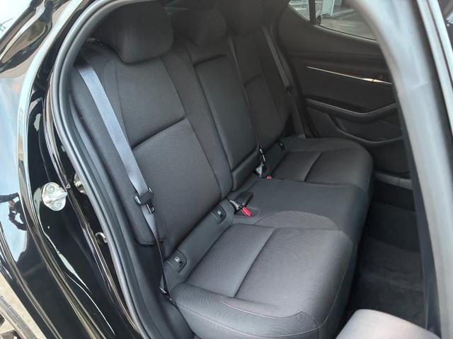 ＭＡＺＤＡ３ファストバック １５Ｓ　ブラックトーンエディション　ファストバック１．５　１５ＳブラックトーンＥＤワンオーナー／禁煙車／マツダコネクトナビ／バックカメラ／純正１８ＡＷ／アダプティブクルーズ／ヘッドアップディスプレイ／アダプティブクルーズ（29枚目）