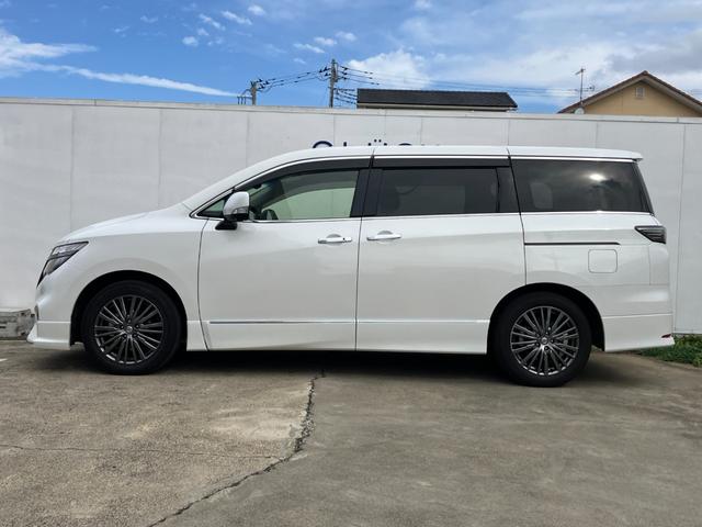 エルグランド 250ハイウェイスターS アーバンクロム 1オーナー/禁煙車/純正HDDナビ/全周囲カメラ/レザーシート/アダプティブクルーズ/両側電動スライド/ドライブレコーダー/(13枚目)