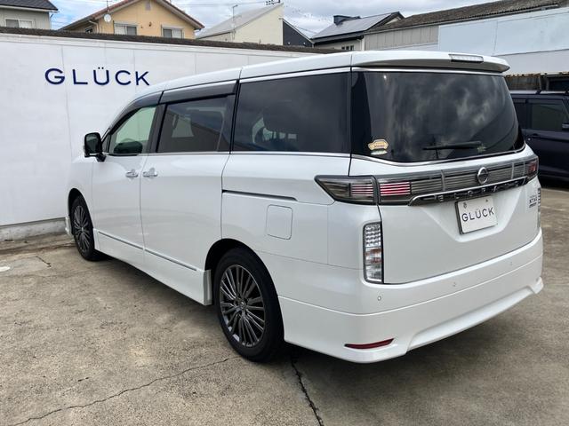 エルグランド 250ハイウェイスターS アーバンクロム 1オーナー/禁煙車/純正HDDナビ/全周囲カメラ/レザーシート/アダプティブクルーズ/両側電動スライド/ドライブレコーダー/(15枚目)