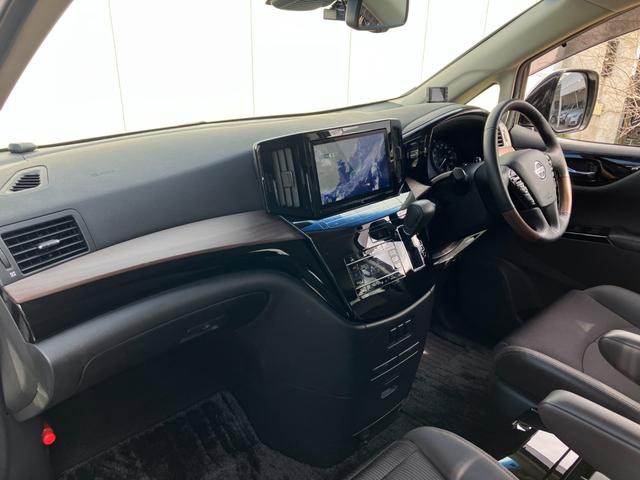 エルグランド 250ハイウェイスターS アーバンクロム 1オーナー/禁煙車/純正HDDナビ/全周囲カメラ/レザーシート/アダプティブクルーズ/両側電動スライド/ドライブレコーダー/(32枚目)