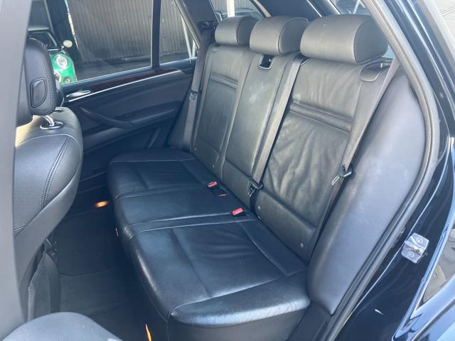 X5 xDrive 35i Mスポーツパッケージ 禁煙車/パノラマサンルーフ/純正HDDナビ/バックカメラ/黒レザーシート/全席シートヒータ-/純正19AW/パワーバックドア/HIDライト(28枚目)