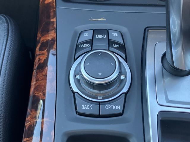X5 xDrive 35i Mスポーツパッケージ 禁煙車/パノラマサンルーフ/純正HDDナビ/バックカメラ/黒レザーシート/全席シートヒータ-/純正19AW/パワーバックドア/HIDライト(42枚目)