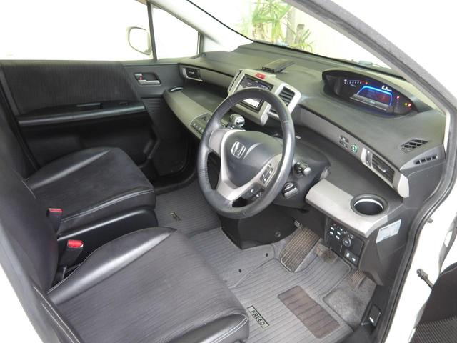 フリードハイブリッド ジャストセレクション　６人乗り／両側電動ドア／ハーフレザーシート／純正アルミホイール／イクリプスナビ／ＴＶ／ＢＴ／バックカメラ／ＥＴＣ／プレミアムホワイト・パール／禁煙車（16枚目）