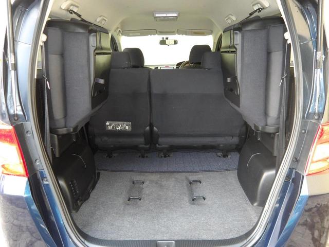 フリード Ｇ　ジャストセレクション　８人乗り／電動スライドドア／純正ナビ／ＴＶ／純正フリップダウンモニター／ＥＴＣ／修復歴無し（25枚目）