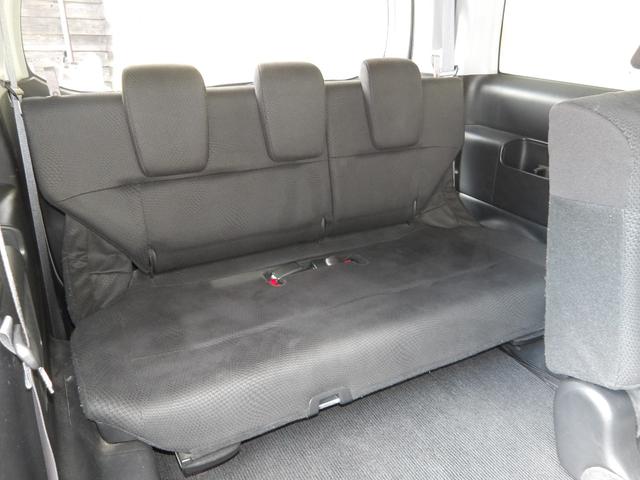 ステップワゴンスパーダ インターナビ パワーエディション 24年12月登録/後期型/スーパープラチナ・メタリック/両側電動ドア/純正HDDインターナビ/TV/DVDビデオ/バックカメラ/純正後席フリップダウンモニター/ETC/禁煙車/修復歴無し(19枚目)