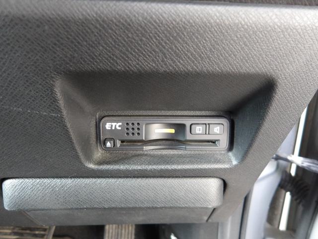 ステップワゴンスパーダ インターナビ パワーエディション 24年12月登録/後期型/スーパープラチナ・メタリック/両側電動ドア/純正HDDインターナビ/TV/DVDビデオ/バックカメラ/純正後席フリップダウンモニター/ETC/禁煙車/修復歴無し(33枚目)