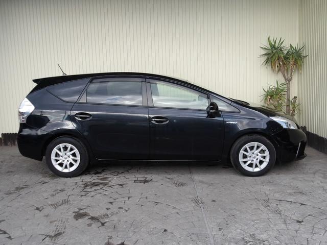 プリウスアルファ S 25年2月登録/202ブラック/ストラーダナビ/フルセグTV/BT/DVDビデオ/バックカメラ/ETC/禁煙車/修復歴無し(7枚目)