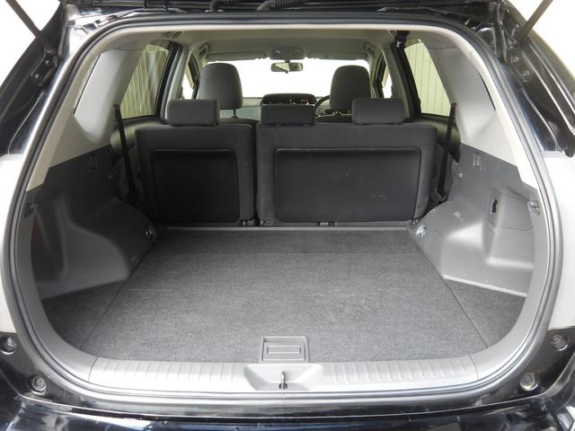 プリウスアルファ S 25年2月登録/202ブラック/ストラーダナビ/フルセグTV/BT/DVDビデオ/バックカメラ/ETC/禁煙車/修復歴無し(21枚目)