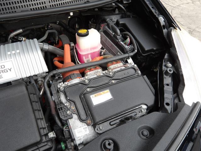 プリウスアルファ S 25年2月登録/202ブラック/ストラーダナビ/フルセグTV/BT/DVDビデオ/バックカメラ/ETC/禁煙車/修復歴無し(40枚目)