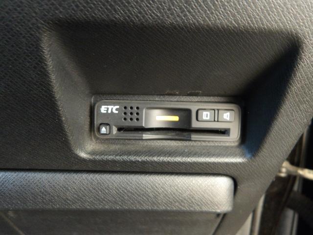 ステップワゴンスパーダ Z クールスピリット インターナビ セレクション 24年11月登録/後期型/7人乗りウォークスルー/プレミアムスパークルブラック・パール/両側電動ドア/純正HDDインターナビ/TV/DVDビデオ/バックカメラ/ETC/禁煙車/修復歴無し(31枚目)