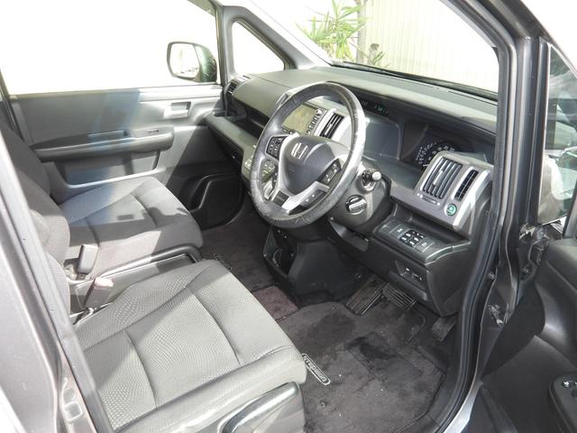 ステップワゴンスパーダ Z インターナビセレクション 24年10月登録/後期型/ポリッシュドメタル・メタリック/両側電動ドア/純正HDDインターナビ/TV/DVDビデオ/全方位カメラ/純正後席フリップダウンモニター/ETC/スマートキー/禁煙車(15枚目)