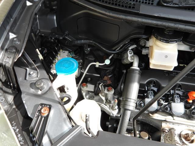 ステップワゴンスパーダ Z インターナビセレクション 24年10月登録/後期型/ポリッシュドメタル・メタリック/両側電動ドア/純正HDDインターナビ/TV/DVDビデオ/全方位カメラ/純正後席フリップダウンモニター/ETC/スマートキー/禁煙車(42枚目)