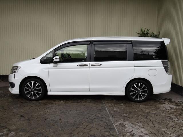 ステップワゴンスパーダ Z クールスピリット 25年6月登録/後期型/ホワイトオーキッド・パール/両側電動ドア/純正9型ナビ/TV/DVDビデオ/バックカメラ/ETC/禁煙車/修復歴無し(9枚目)