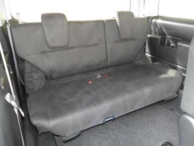 ステップワゴンスパーダ Ｚ　２３年１２月登録／１オーナー車／プレミアムホワイト・パール／両側電動ドア／ナビ／ＴＶ／ＤＶＤビデオ／バックカメラ／後席用アルパインフリップダウンモニター／ＥＴＣ／禁煙車／修復歴無し（19枚目）