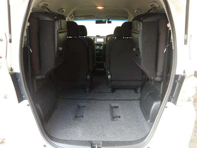 フリード Ｇ　エアロ　ジャストセレクション　２２年１２月登録／純正エアロ／プレミアムホワイト・パール／電動スライドドア／純正ＨＤＤインターナビ／ＴＶ／ＤＶＤビデオ／バックカメラ／ＥＴＣ／７人乗り／禁煙車／修復歴無し（26枚目）