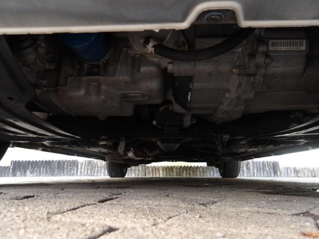 フリード Ｇ　エアロ　ジャストセレクション　２２年１２月登録／純正エアロ／プレミアムホワイト・パール／電動スライドドア／純正ＨＤＤインターナビ／ＴＶ／ＤＶＤビデオ／バックカメラ／ＥＴＣ／７人乗り／禁煙車／修復歴無し（39枚目）