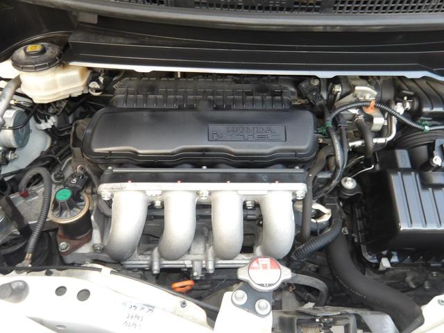 フリード Ｇ　エアロ　ジャストセレクション　２２年１２月登録／純正エアロ／プレミアムホワイト・パール／電動スライドドア／純正ＨＤＤインターナビ／ＴＶ／ＤＶＤビデオ／バックカメラ／ＥＴＣ／７人乗り／禁煙車／修復歴無し（41枚目）