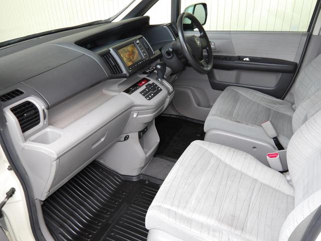 ステップワゴン L Lタイプ/プレミアムヒダマリアイボリーパール/純正HDDインターナビ/TV/DVDビデオ/全方位カメラ/純正フリップダウンモニター/ETC/モデューロアルミホイール/スマートキー/禁煙車/修復歴無し(31枚目)