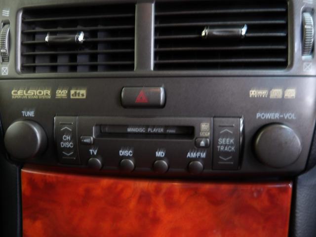 セルシオ Ｃ仕様　１７年４月登録／後期モデル／黒本革シート／純正ナビ／バックカメラ／１１５２３８ｋｍ時タイミングベルトセット交換済み／社外アルミホイール／社外マフラー／エアサスＫＩＴ／禁煙車／修復歴無し（6枚目）