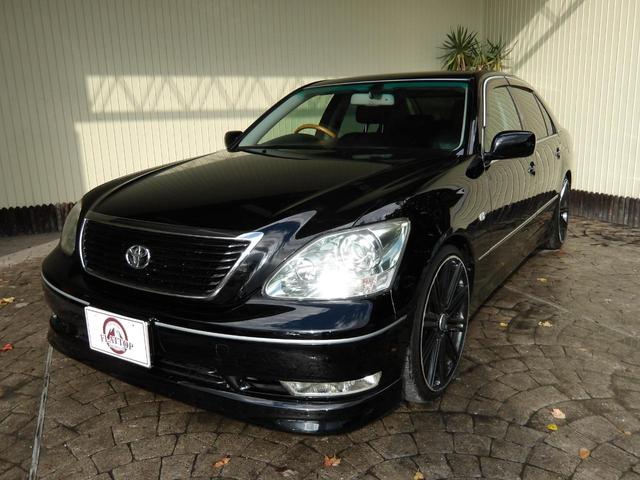 セルシオ Ｃ仕様　１７年４月登録／後期モデル／黒本革シート／純正ナビ／バックカメラ／１１５２３８ｋｍ時タイミングベルトセット交換済み／社外アルミホイール／社外マフラー／エアサスＫＩＴ／禁煙車／修復歴無し（15枚目）