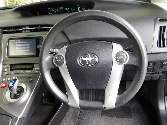 プリウス S 25年8月登録/後期型/純正ナビ/フルセグTV/DVDビデオ/Bluetooth/バックカメラ/ETC/前後ドラレコ/禁煙車/修復歴無し(3枚目)