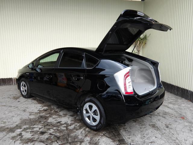 プリウス S 25年8月登録/後期型/純正ナビ/フルセグTV/DVDビデオ/Bluetooth/バックカメラ/ETC/前後ドラレコ/禁煙車/修復歴無し(28枚目)