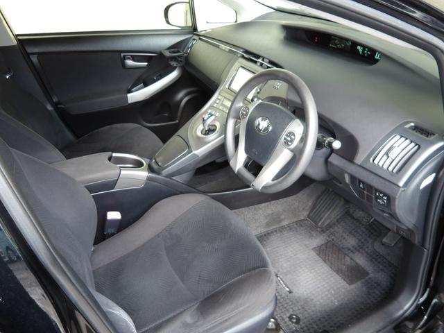 プリウス S 25年8月登録/後期型/純正ナビ/フルセグTV/DVDビデオ/Bluetooth/バックカメラ/ETC/前後ドラレコ/禁煙車/修復歴無し(33枚目)