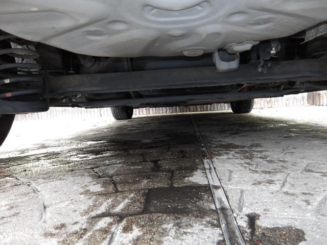 プリウス S 25年8月登録/後期型/純正ナビ/フルセグTV/DVDビデオ/Bluetooth/バックカメラ/ETC/前後ドラレコ/禁煙車/修復歴無し(39枚目)