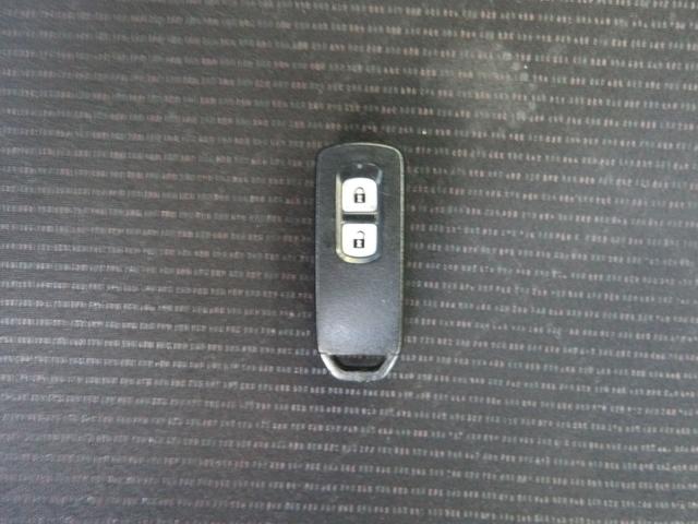 N-ONE プレミアム 26年8月登録/2トーンルーフ/純正アルミホイール/ケンウッドナビ/フルセグTV/Bluetooth/禁煙車/修復歴無し(7枚目)