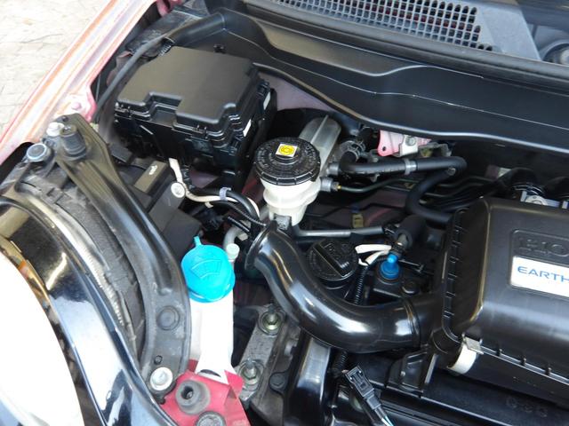 N-ONE プレミアム 26年8月登録/2トーンルーフ/純正アルミホイール/ケンウッドナビ/フルセグTV/Bluetooth/禁煙車/修復歴無し(33枚目)