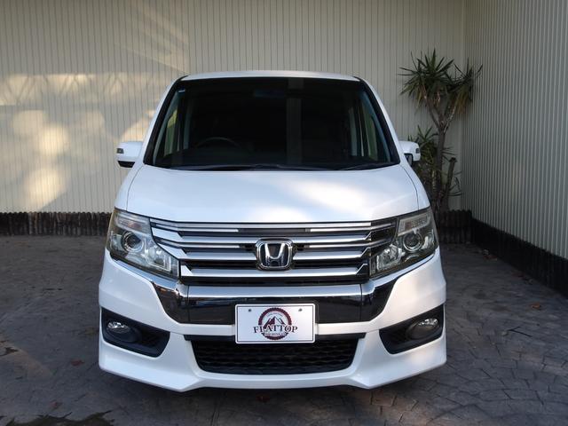 ステップワゴンスパーダ Ｚ　クールスピリット　２４年９月登録／後期型／ホワイトオーキッド・パール／ハーフレザーシート／両側電動ドア／パドルシフト／純正ナビ／ＴＶ／ＤＶＤビデオ／バックカメラ／ＥＴＣ／禁煙車／修復歴無し（12枚目）