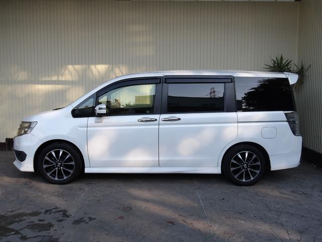 ステップワゴンスパーダ Ｚ　クールスピリット　２４年９月登録／後期型／ホワイトオーキッド・パール／ハーフレザーシート／両側電動ドア／パドルシフト／純正ナビ／ＴＶ／ＤＶＤビデオ／バックカメラ／ＥＴＣ／禁煙車／修復歴無し（18枚目）