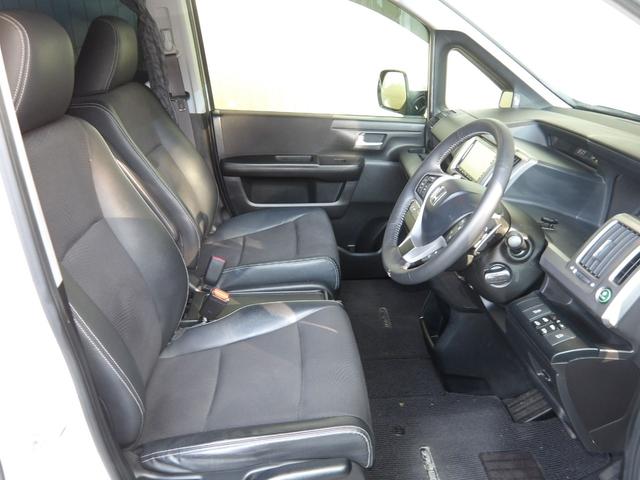 ステップワゴンスパーダ Ｚ　クールスピリット　２４年９月登録／後期型／ホワイトオーキッド・パール／ハーフレザーシート／両側電動ドア／パドルシフト／純正ナビ／ＴＶ／ＤＶＤビデオ／バックカメラ／ＥＴＣ／禁煙車／修復歴無し（37枚目）