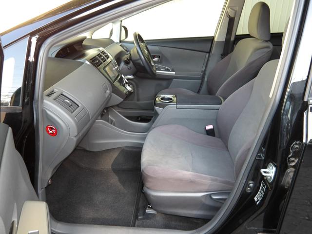 プリウスアルファ Sツーリングセレクション 純正エアロ/純正17インチアルミ/202ブラック/純正HDDナビ/フルセグTV/DVDビデオ/Bluetooth/バックカメラ/ビルトインETC/禁煙車(10枚目)