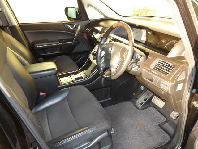 エリシオンプレステージ S 25年2月登録/最終型/プレミアムスパークルブラック・パール/両側電動ドア/純正HDDインターナビ/フルセグTV/DVDビデオ/バックカメラ/禁煙車/修復歴無し(9枚目)
