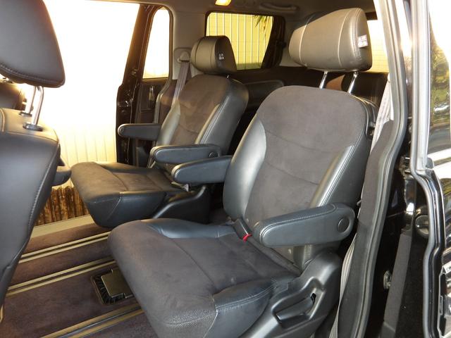 エリシオンプレステージ S 25年2月登録/最終型/プレミアムスパークルブラック・パール/両側電動ドア/純正HDDインターナビ/フルセグTV/DVDビデオ/バックカメラ/禁煙車/修復歴無し(10枚目)