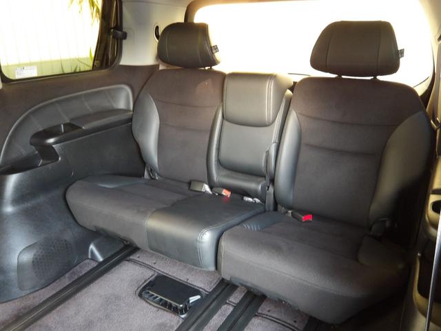 エリシオンプレステージ S 25年2月登録/最終型/プレミアムスパークルブラック・パール/両側電動ドア/純正HDDインターナビ/フルセグTV/DVDビデオ/バックカメラ/禁煙車/修復歴無し(11枚目)