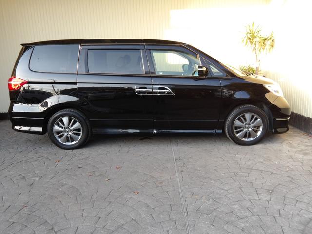 エリシオンプレステージ S 25年2月登録/最終型/プレミアムスパークルブラック・パール/両側電動ドア/純正HDDインターナビ/フルセグTV/DVDビデオ/バックカメラ/禁煙車/修復歴無し(15枚目)