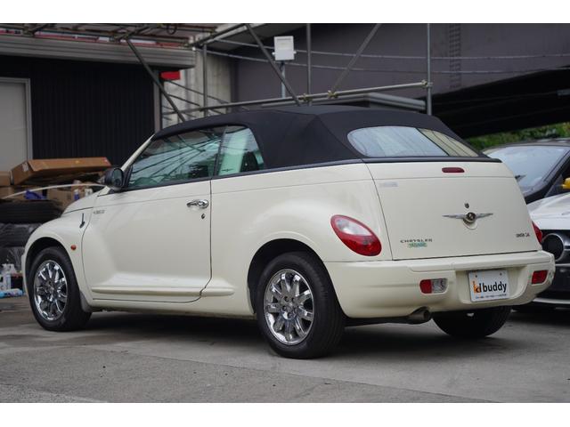 クライスラー・ＰＴクルーザーカブリオ リミテッド　禁煙車　記録簿１０枚　電動オープン　キーレス　ＥＴＣ　レザーシート　クルーズコントロール（2枚目）