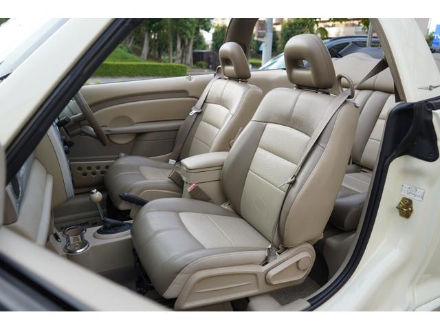 クライスラー・ＰＴクルーザーカブリオ リミテッド　禁煙車　記録簿１０枚　電動オープン　キーレス　ＥＴＣ　レザーシート　クルーズコントロール（10枚目）